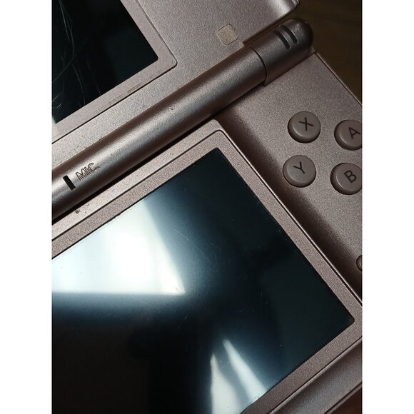Nintendo DS Lite Metallica Rose Pink USG-001 Handheld W/ Charger & Stylus Tested - Picture 5 of 14